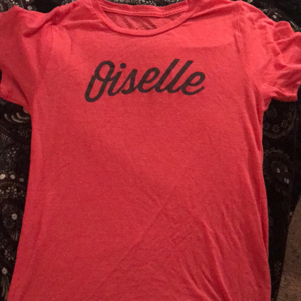 Oiselle cotton graphic tee with logo